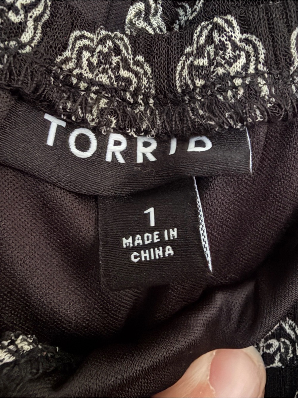 Torrid Black Paisley-Pattern Strappy midi Dress - Picture 5 of 5